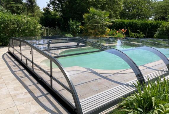 Réalisation d'un abri de piscine Gustave Rideau à Plassay pour PERRINE