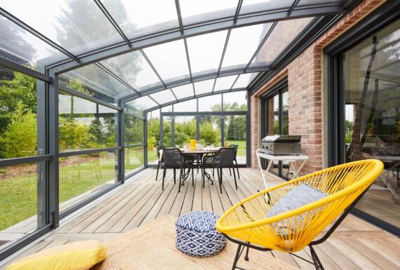 Réalisation d'un abri de terrasse Gustave Rideau à Belle-Et-Houllefort pour Philippe