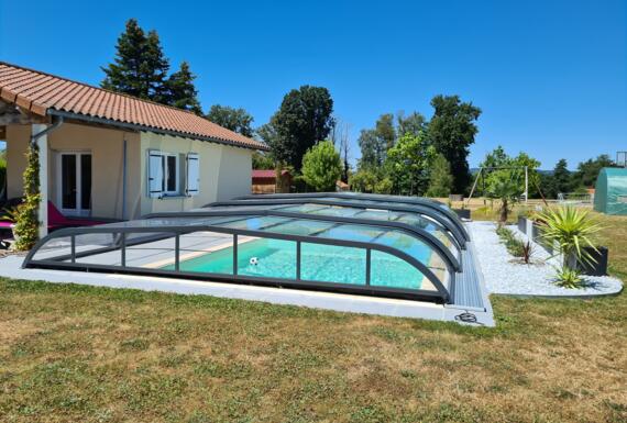 Réalisation d'un abri de piscine Gustave Rideau à Rilhac-Rancon pour Jérome