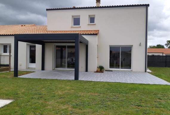 Réalisation d'une pergola Gustave Rideau à Saint-Leger-Sous-Cholet pour Antoine