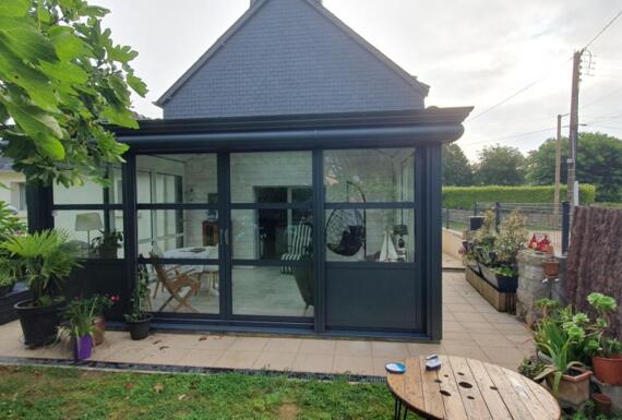 Réalisation d'une véranda Gustave Rideau à Fouesnant pour Denis et Françoise