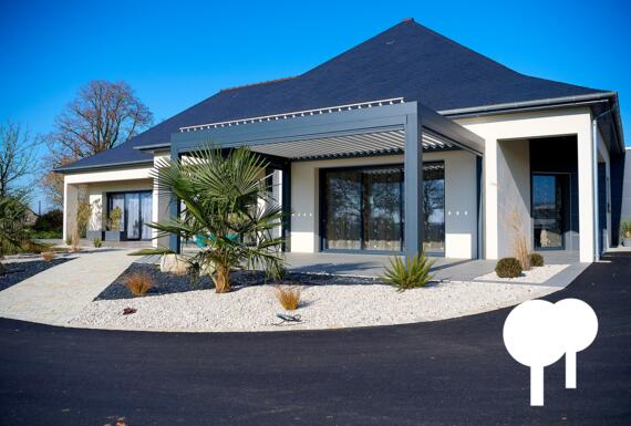 Réalisation d'une pergola Gustave Rideau à Lassay-Les-Chateaux pour Maurice