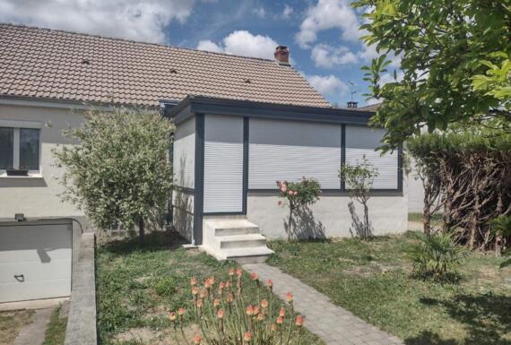 Réalisation d'une véranda Gustave Rideau à Semoy pour Laetitia