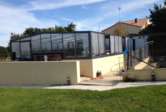 Réalisation d'un abri de piscine Gustave Rideau à St-Florent-Le-Vieil pour fabrice