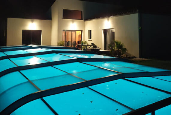 Réalisation d'un abri de piscine Gustave Rideau à Saint-Denis-du-Payre pour Alain