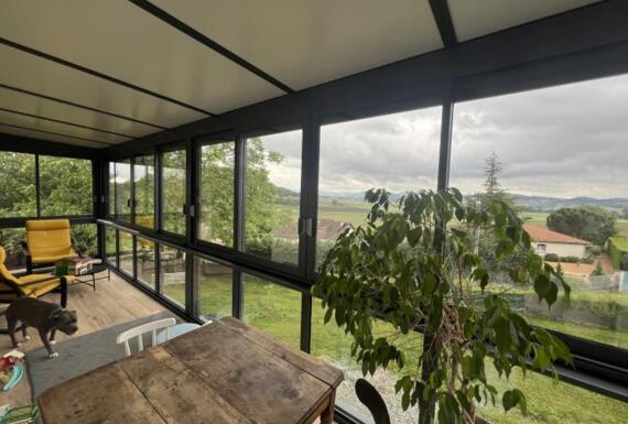 Réalisation d'une véranda Gustave Rideau à Beauregard-L’eveque pour Cloe