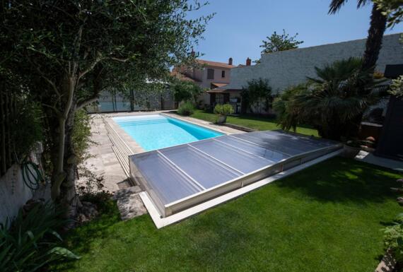 Réalisation d'un abri de piscine Gustave Rideau à La Rochelle pour Sylvain