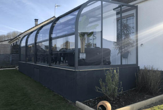 Réalisation d'un abri de terrasse Gustave Rideau à Estrees-Saint-Denis pour Carole