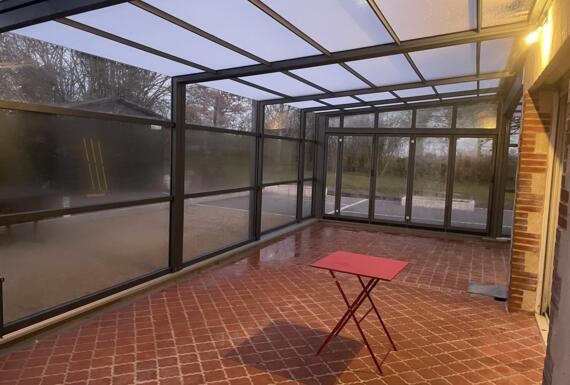 Réalisation d'un abri de terrasse Gustave Rideau à La Boissiere-des-Landes pour Alain