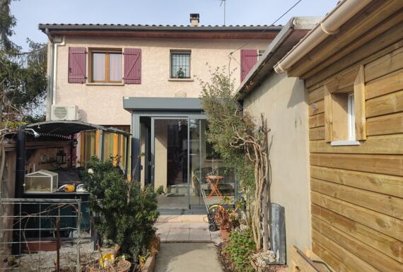 Réalisation d'une véranda Gustave Rideau à Villeurbanne pour Aimé