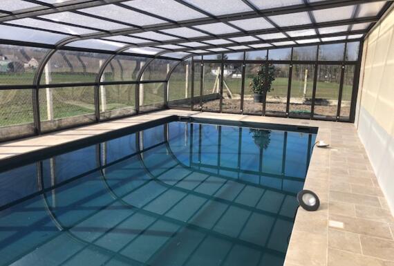 Réalisation d'un abri de piscine Gustave Rideau à Cheverny pour Jean-Louis