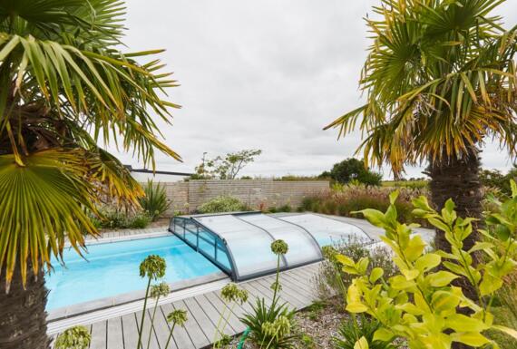 Réalisation d'un abri de piscine Gustave Rideau à Guidel pour Gilles et Blandine