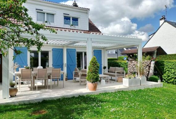 Réalisation d'une pergola Gustave Rideau à Lesigny pour Didier et Nadine