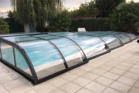 Réalisation d'un abri de piscine Gustave Rideau à Bouffere pour Cédric