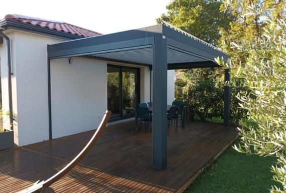 Réalisation d'une pergola Gustave Rideau à Saint-Brevin-Les-Pins pour LOIC