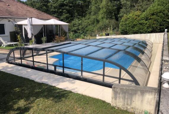 Réalisation d'un abri de piscine Gustave Rideau à Valencisse pour Agnès