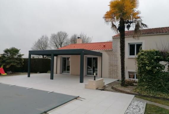 Réalisation d'une pergola Gustave Rideau à Nesmy pour Christian