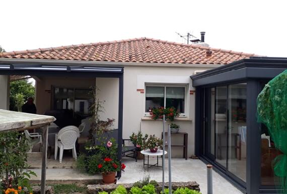 Réalisation d'une véranda Gustave Rideau à Saint-Philbert-de-Grand-Lieu pour Françoise et Denis