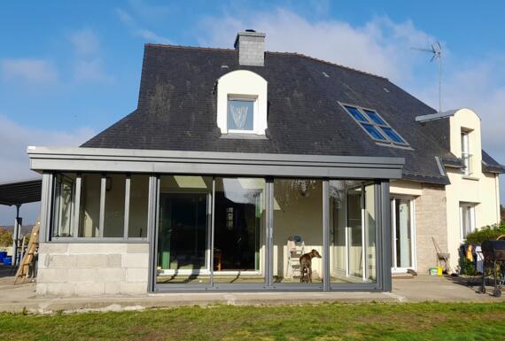 Réalisation d'une véranda Gustave Rideau à Ploermel pour Patrick et Joëlle