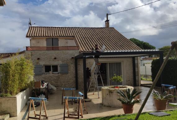 Réalisation d'une pergola Gustave Rideau à Les Mathes pour Michel