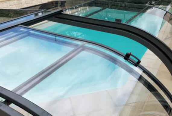 Réalisation d'un abri de piscine Gustave Rideau à Montbert pour Michel