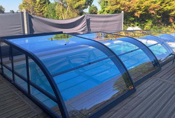 Réalisation d'un abri de piscine Gustave Rideau à Bouteville pour David