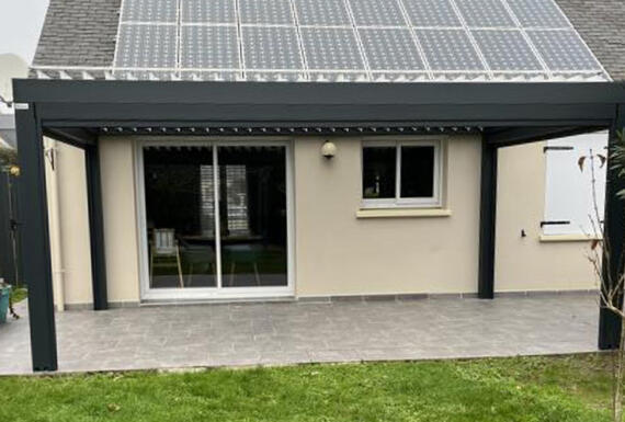 Réalisation d'une pergola Gustave Rideau à Les Ponts-de-Ce pour Bruno