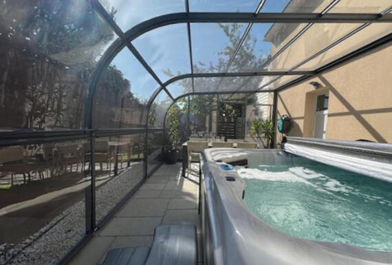 Réalisation d'un abri de terrasse Gustave Rideau à Beaucouze pour Anthony