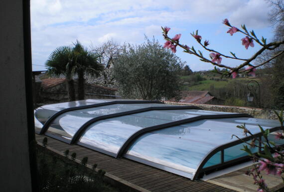 Réalisation d'un abri de piscine Gustave Rideau à Thouars pour Daniel