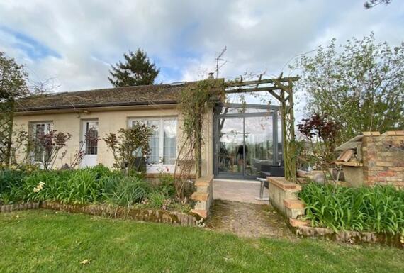 Réalisation d'une véranda Gustave Rideau à Vacognes-Neuilly pour Françoise et Yves