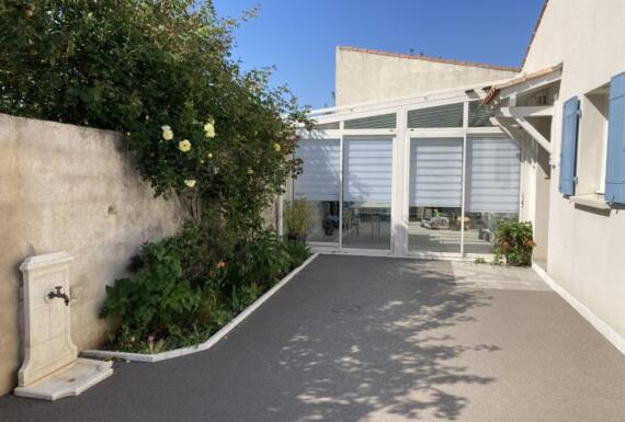 Réalisation d'une véranda Gustave Rideau à La-Jarne pour Marie