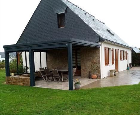 Réalisation d'une pergola Gustave Rideau à Saint-Andre-des-Eaux pour Joël et Valérie
