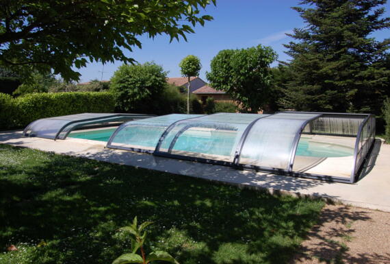 Réalisation d'un abri de piscine Gustave Rideau à Chabeuil pour Nathalie