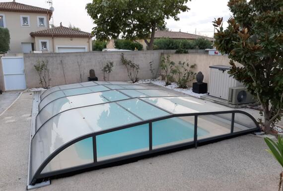 Réalisation d'un abri de piscine Gustave Rideau à Maraussan pour Laurent