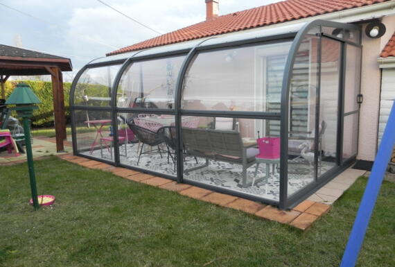 Réalisation d'un abri de terrasse Gustave Rideau à Cournon-D’auvergne pour Martine