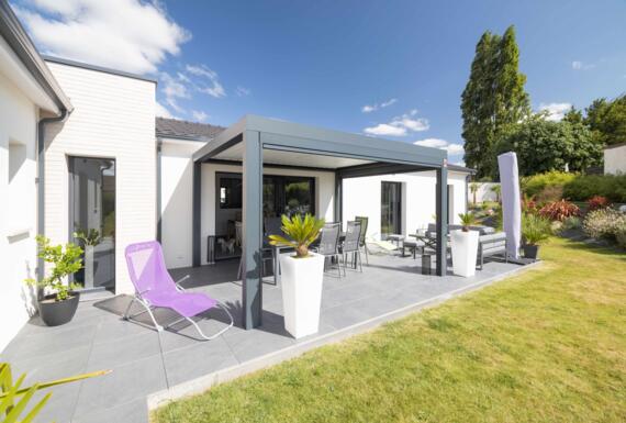 Réalisation d'une pergola Gustave Rideau à Tonnay-Charente pour PHILIPPE ET CHRISTIANE
