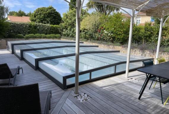 Réalisation d'un abri de piscine Gustave Rideau à La Baule-Escoublac pour Bernard
