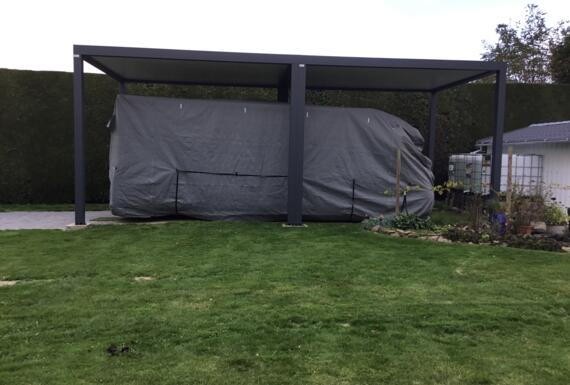 Réalisation d'une carport Gustave Rideau à Meneac pour Thierry et Lucette